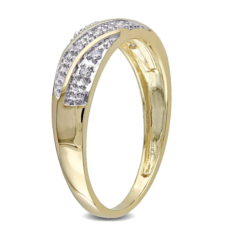 Vintage - Inspired Diamond Rings with Filigree WorkMiadora Mens 1/10 CT TW Diamond Striped Wedding Band in 10k Yellow Gold