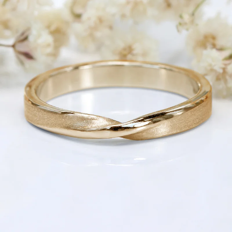 Custom - Engraved Wedding Bands with a Special Message18ct Rose Gold 3mm Spun Silk Ribbon Twist Wedding Ring