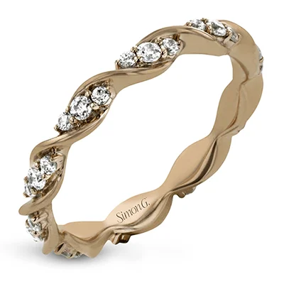 Custom - Designed Diamond Rings to Reflect Your PersonalityRight Hand Ring in 18k Gold with Diamonds