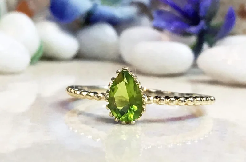 Sapphire Gemstone Rings in a Cathedral SettingPeridot Ring - August Birthstone - Delicate Stacking Ring with Pear-Shaped Peridot Gemstone