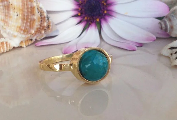 Amethyst Gemstone Rings in a Vintage - Style SettingGreen Turquoise Ring - December Birthstone - Simple Ring with Round Green Turquoise Gemstone