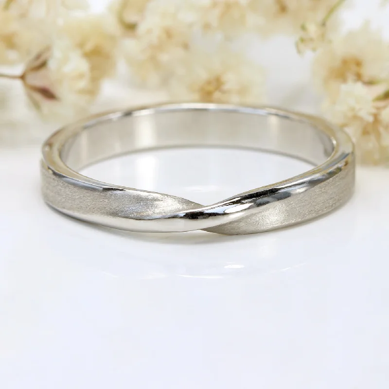 Custom - Engraved Wedding Bands with a Special Message18ct White Gold 3mm Spun Silk Ribbon Twist Wedding Ring