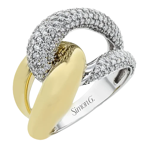 Solitaire Diamond Rings in Platinum SettingsRight Hand Ring in 18k Gold with Diamonds