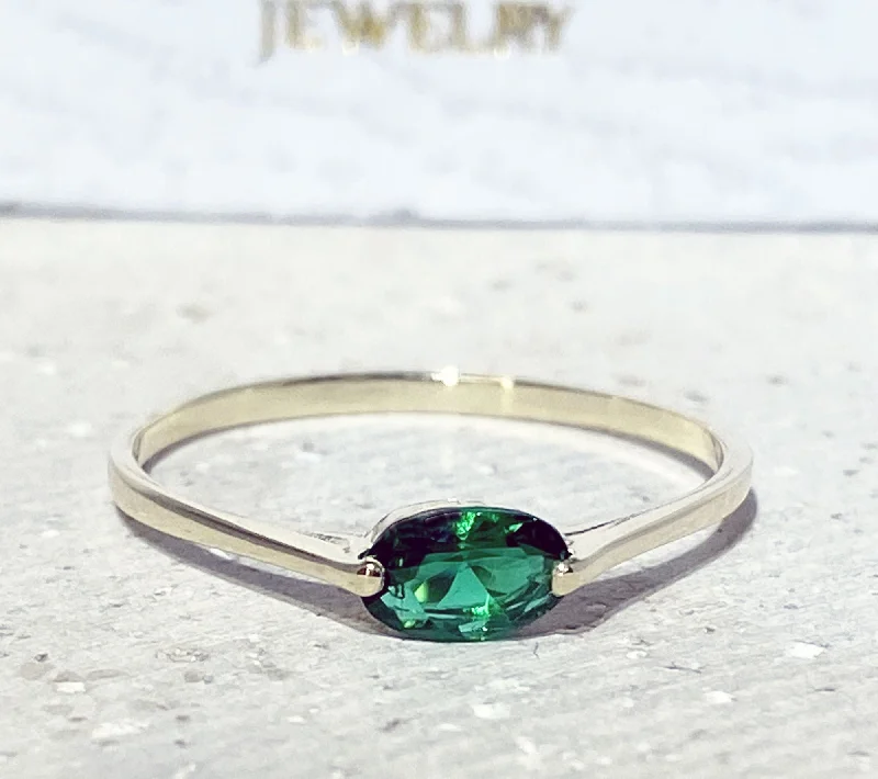 Sapphire Gemstone Rings in a Cathedral SettingEmerald Ring - May Birthstone Jewelry - Delicate Simple Ring with Oval Emerald Gemstone