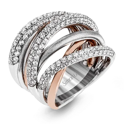 Solitaire Diamond Rings in Platinum SettingsRight Hand Ring in 18k Gold with Diamonds