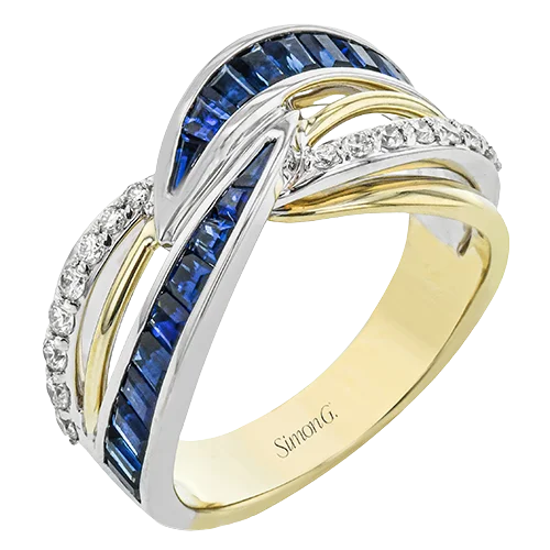 Three - Stone Diamond Rings with Princess - Cut DiamondsColor Ring in 18k Gold with Diamonds