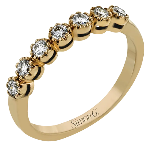 Custom - Designed Diamond Rings to Reflect Your PersonalityRight Hand Ring in 18k Gold with Diamonds