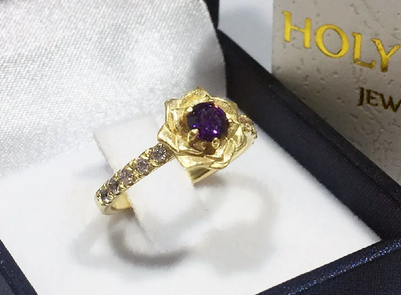 Amethyst Gemstone Rings in a Vintage - Style SettingPurple Amethyst Ring - February Birthstone - Camellia Ring with Round Purple Amethyst Gemstone and Clear Quartz