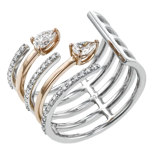 Three - Stone Diamond Rings with Princess - Cut DiamondsRight Hand Ring in 18k Gold with Diamonds