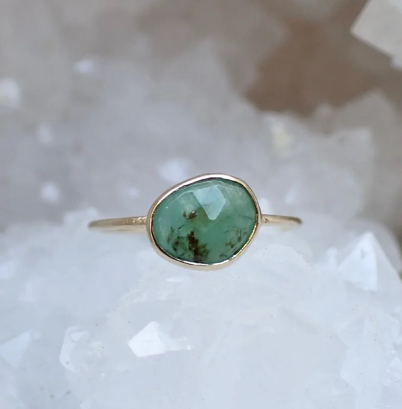 Amethyst Gemstone Rings in a Vintage - Style SettingRaw Emerald Ring, Solid 14k Gold, Natural Emerald Ring, Rose Cut, Minimalist Design