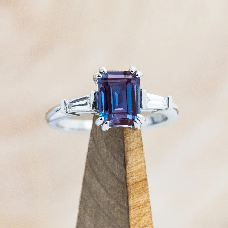 "ALBINA" - EMERALD CUT LAB-GROWN ALEXANDRITE ENGAGEMENT RING WITH LAB-GROWN DIAMOND ACCENTS