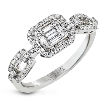 Three - Stone Diamond Rings with Princess - Cut DiamondsRight Hand Ring in 18k Gold with Diamonds