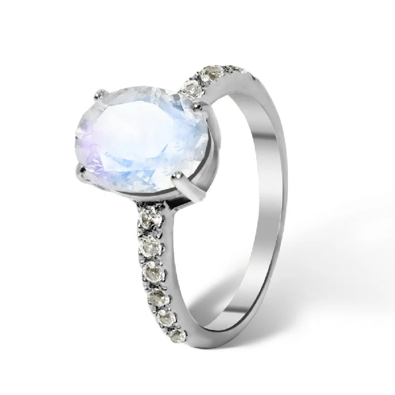 Amethyst Gemstone Rings in a Vintage - Style SettingLuna Moonstone Ring (Silver)