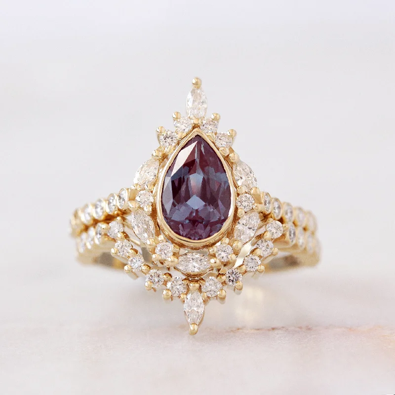 Sapphire Gemstone Rings in a Cathedral SettingPear Alexandrite Unique Engagement Ring Set, bezel band Eva Jess ♥