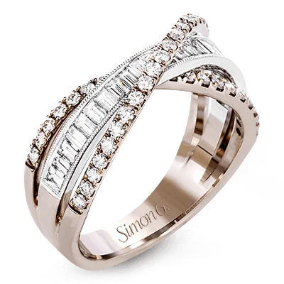 Halo - Style Diamond Rings with Smaller Accent DiamondsRight Hand Ring in 18k Gold with Diamonds