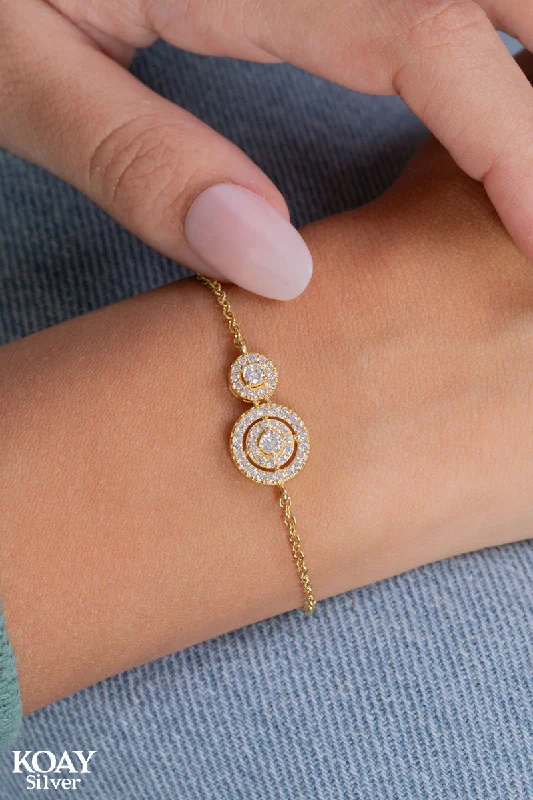 Stackable Bangle Sets for a Trendy LookCircle Zircon Bracelet Gold Plated