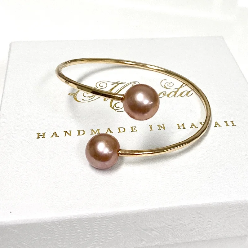 Stackable Bangle Sets for a Trendy LookCuff Leia - pink Edison pearls (B353)