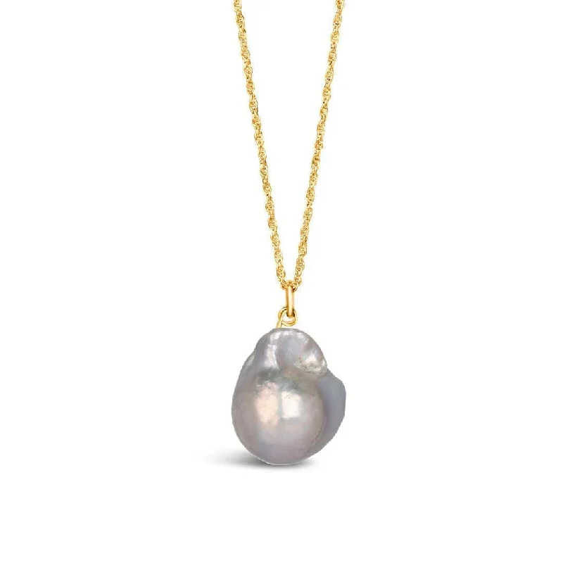 Nature - Inspired Pendant Necklaces with Leaf or Flower DesignsBaroque Pearl Necklace with Grey Pearl in Gold