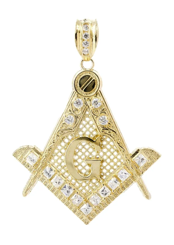 Crystal - Embellished Pendant Necklaces for a Glamorous LookMason  10K Gold Pendant | 9.4 Grams